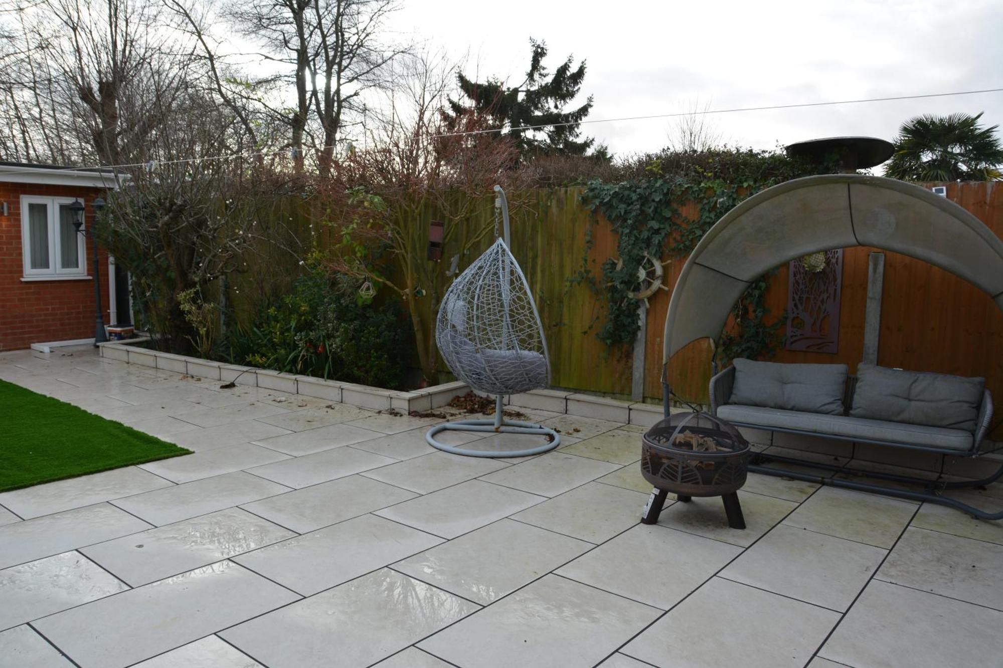 Cozy, Modern, Spacious 4 Bedroom House In London Romford Exteriör bild
