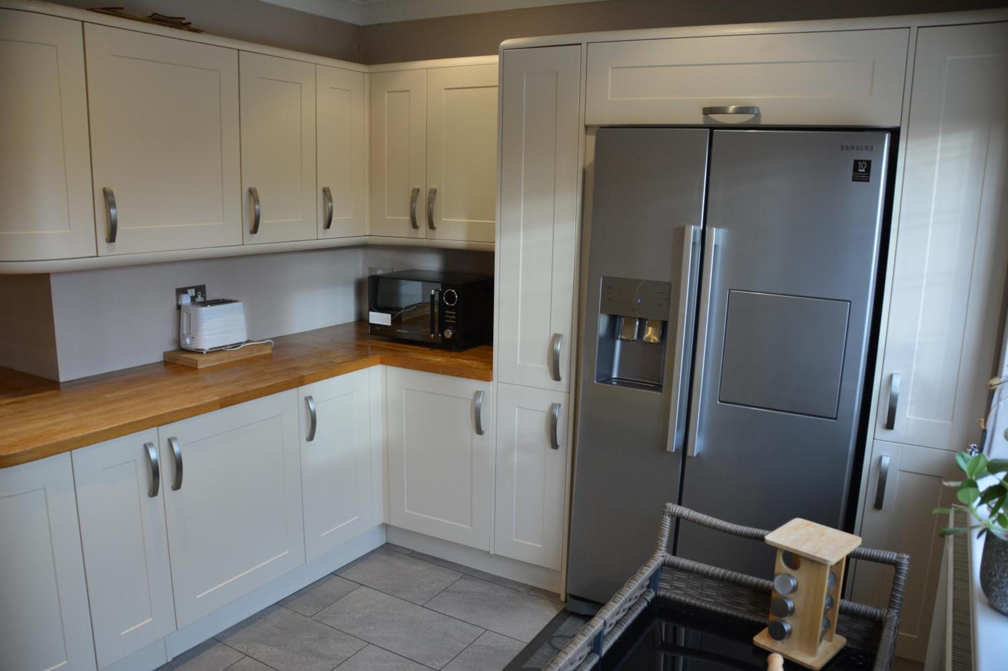 Cozy, Modern, Spacious 4 Bedroom House In London Romford Exteriör bild